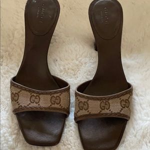 Gucci size 6 heels